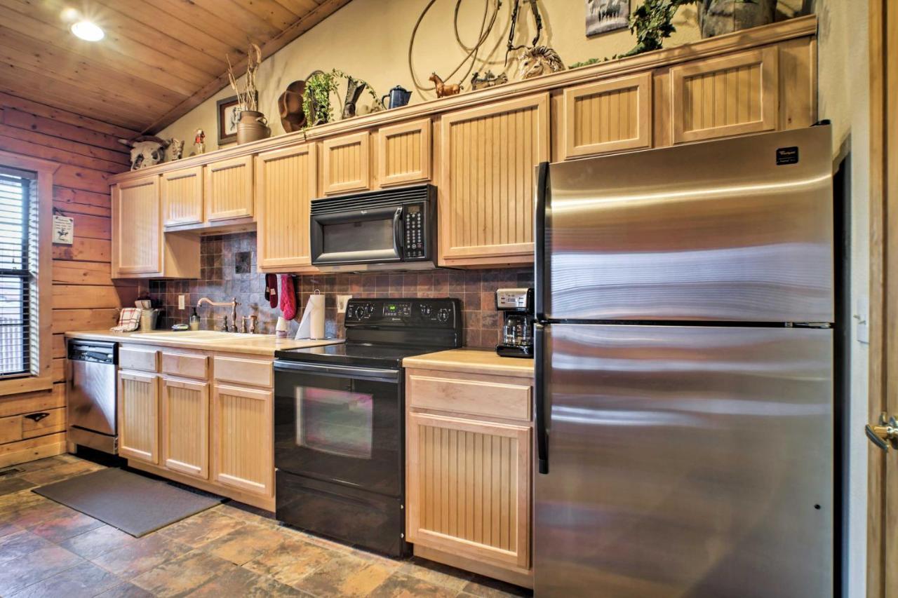 شقة Cabin-Style Studio Right Off The Branson Strip! المظهر الخارجي الصورة
