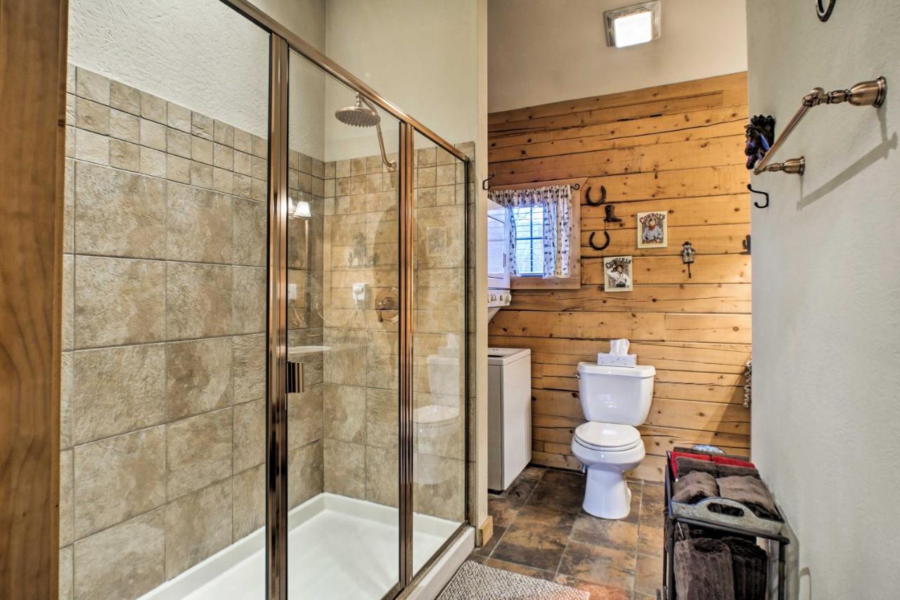 شقة Cabin-Style Studio Right Off The Branson Strip! المظهر الخارجي الصورة